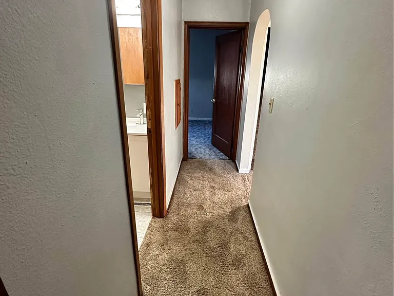 402 S Wayland Ave — Photo 12