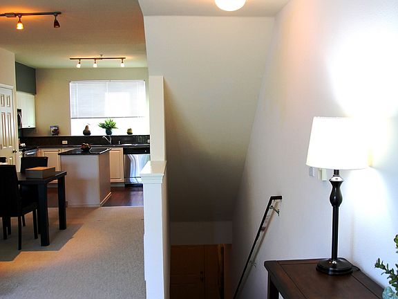 3rd image of 3116 164th St SW APT 1613