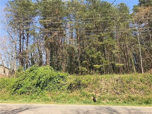 2nd image of 4644 Old Catawba Rd