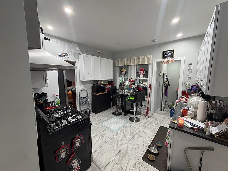 161 Heights Ave #1 — Photo 4