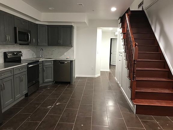 4th image of 618 N 10th St #1FLOOR