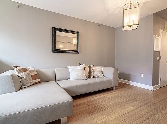 5th image of 505 W 47th St #6BS
