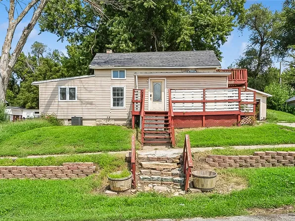 513 2nd St, Kellogg, IA 50135