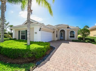 5718 Benevento Dr, Sarasota, FL 34238