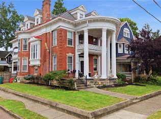 1103 Juliana St, Parkersburg, WV 26101