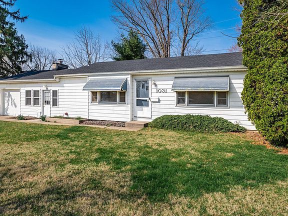4th image of 1031 Clayton Dr