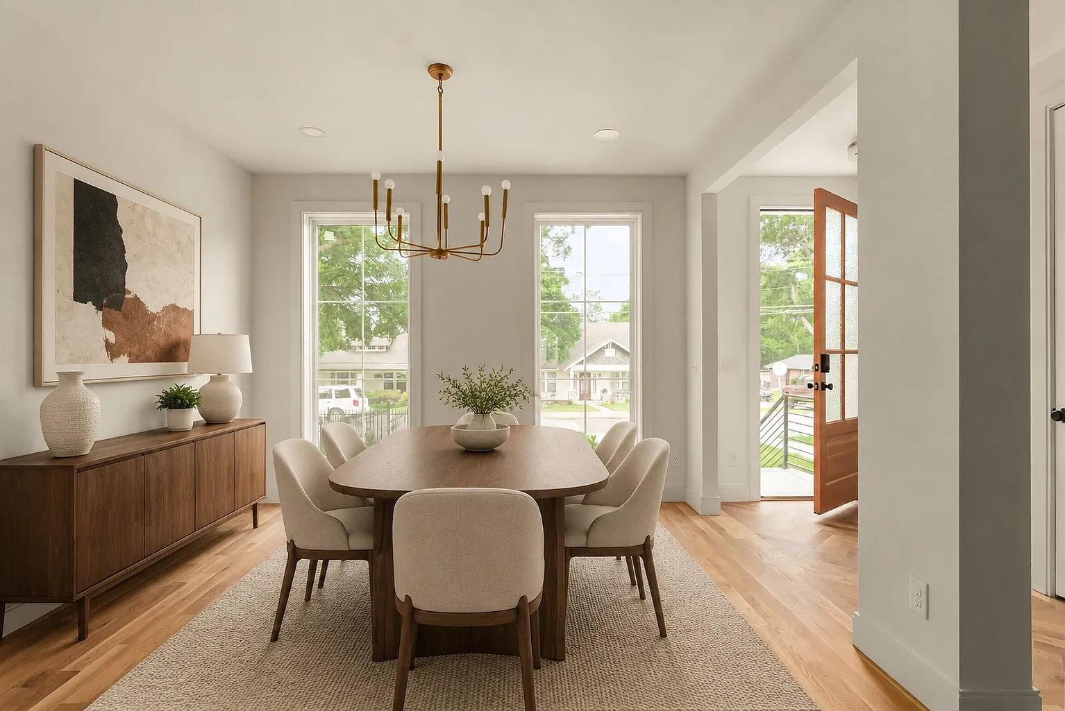 4 bed, 3.5 bath, 3465 sqft, $3,800 — Photo 2