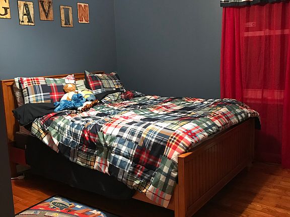 5th image of 110 Kelly Ct