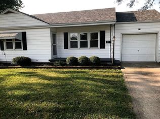 100 Sunset Ln, Excelsior Springs, MO 64024