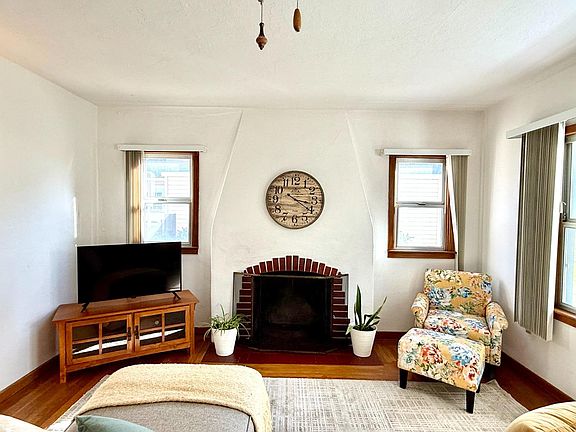 5th image of 646 F St