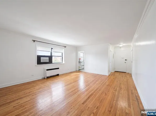 3081 Edwin Avenue #1A, Fort Lee, NJ 07024