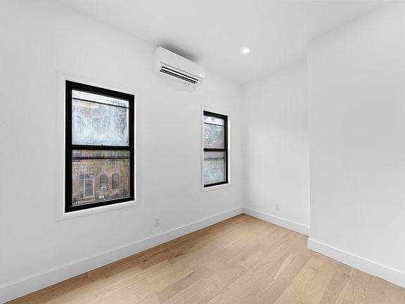 4th image of 367 Palmetto St APT 2L