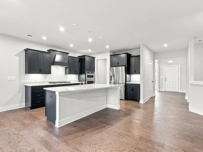 411 Riverclub Rd — Photo 5