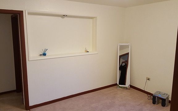 5th image of 14736 Dorchester Ave