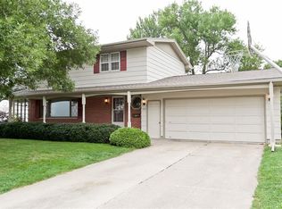 160 28th Street Ct, Marion, IA 52302