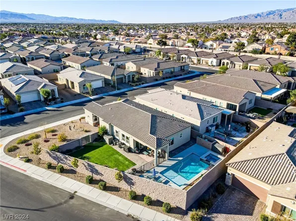 4712 Beautify St, North Las Vegas, NV 89031