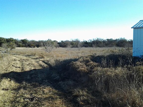 3rd image of 16579 Highway 254