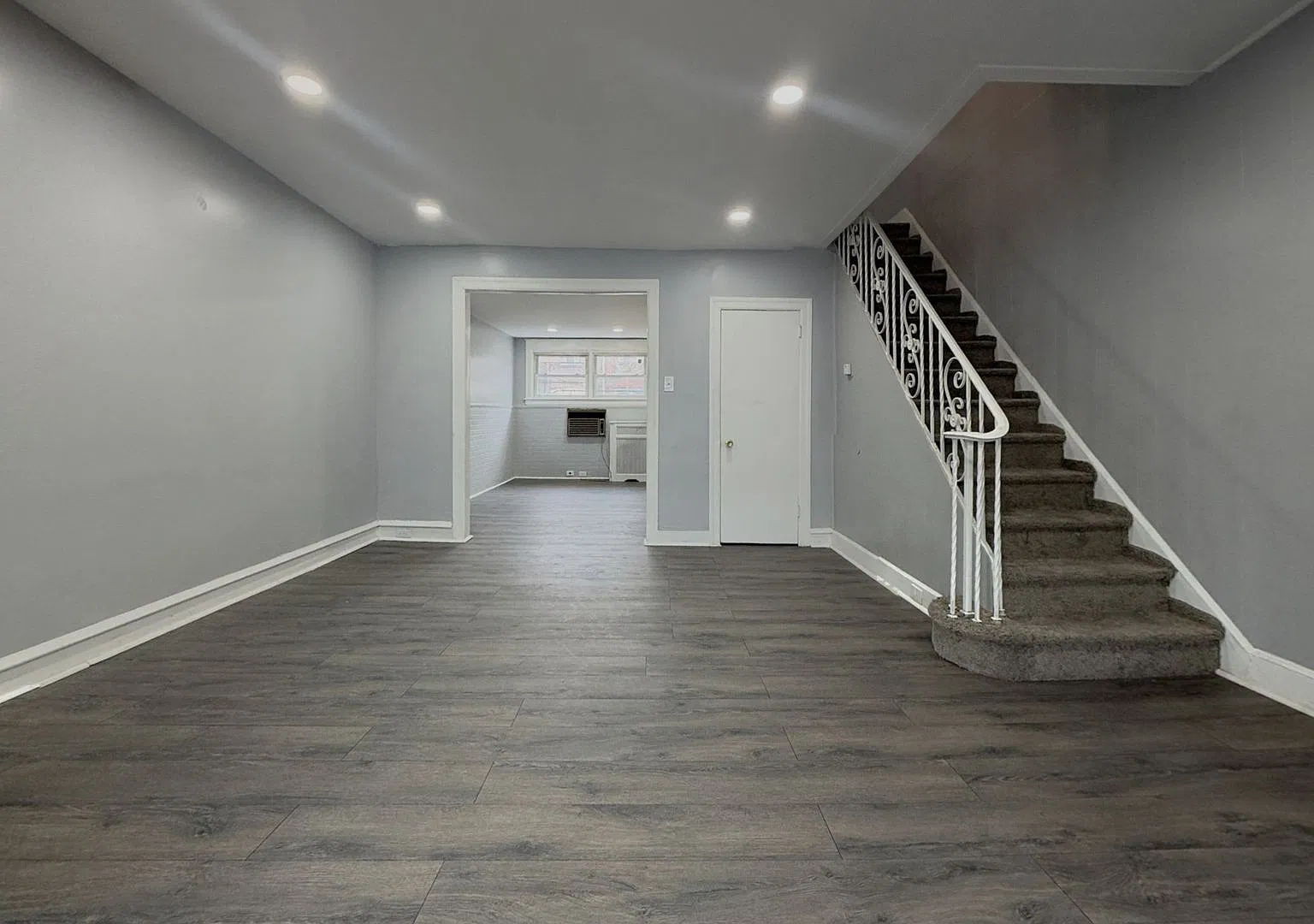 6838 Guyer Ave, 3 bedrooms, 1 bathroom House for $1,500/ Month — Photo 4