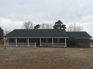 1111 Oliver St, Stuttgart, AR 72160