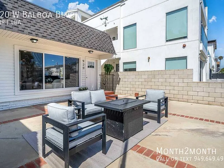 920 W Balboa Blvd — Photo 23