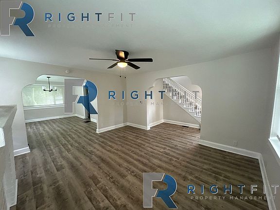 3rd image of 4254 E 34th St