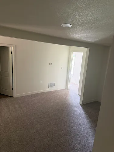 8636 Walmer St Photo 1