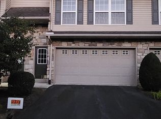 6332 Galleon Dr, Mechanicsburg, PA 17050