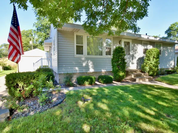 827 27th Ave N, Saint Cloud, MN 56303