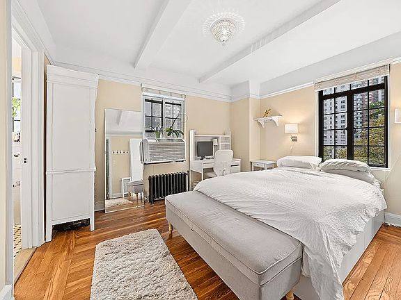 2nd image of 5 Tudor City Pl APT 420