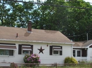 362 Lydia Ave, Woonsocket, RI 02895