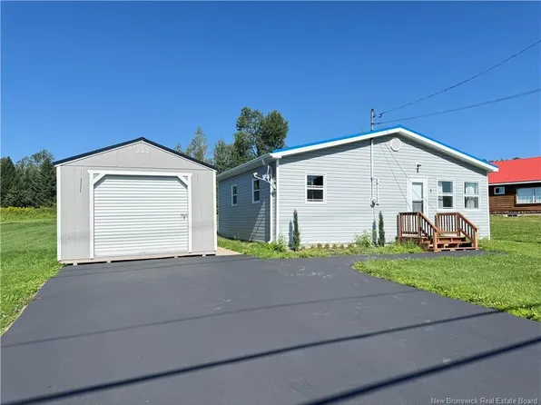 6 Alcorn Dr, Blackville, NB E9B 1Y2