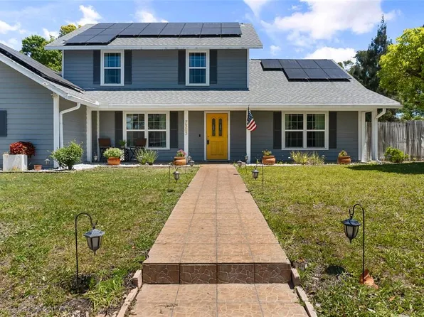 7303 Manatee St, Sarasota, FL 34243