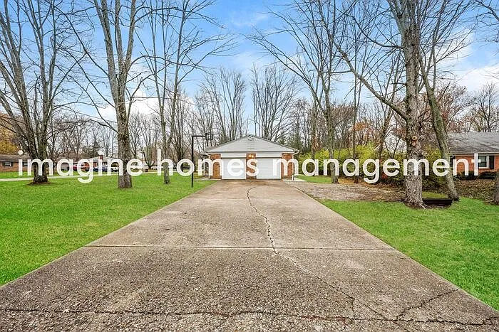 3698 Oakwood Dr — Photo 16