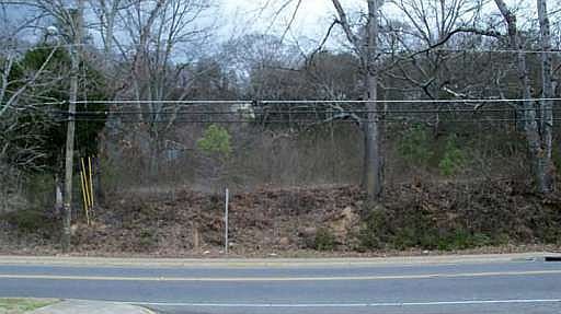 2nd image of 528 Martin Luther King Dr