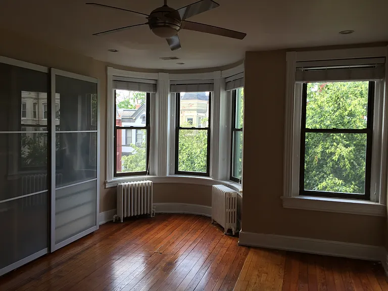52 R St NW #A — Photo 9
