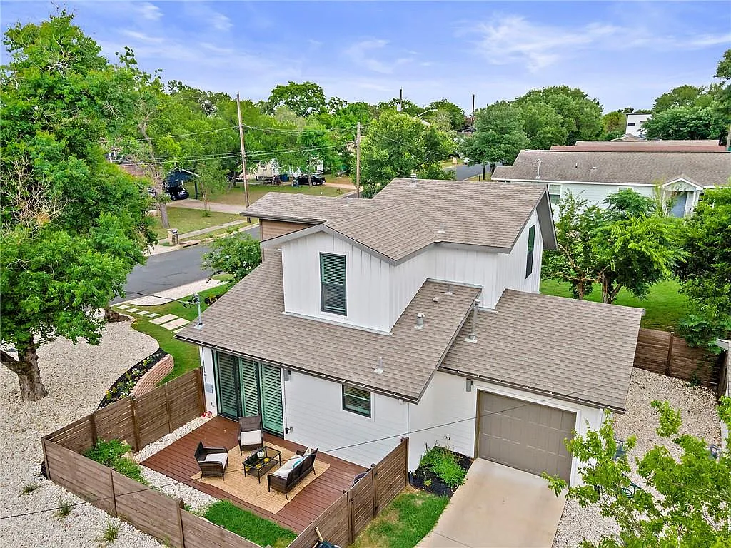 Building Photo - 1412 Perez St #1