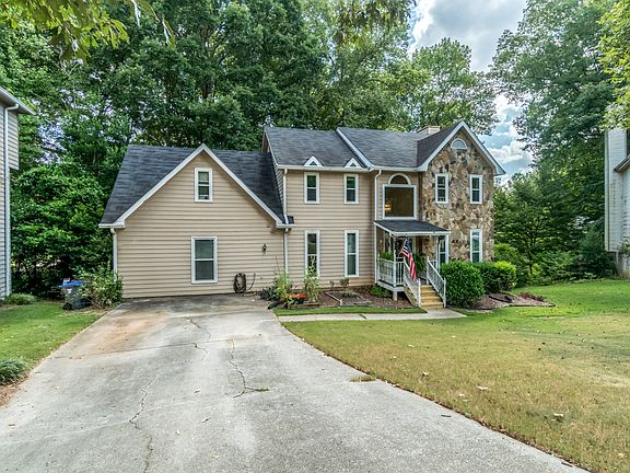 3rd image of 321 Indus Ln