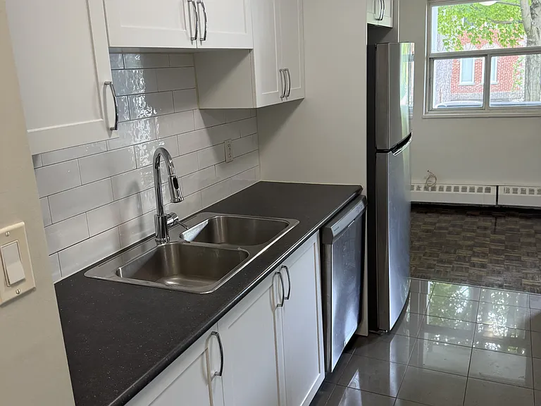 7 Albert St #116 — Photo 8