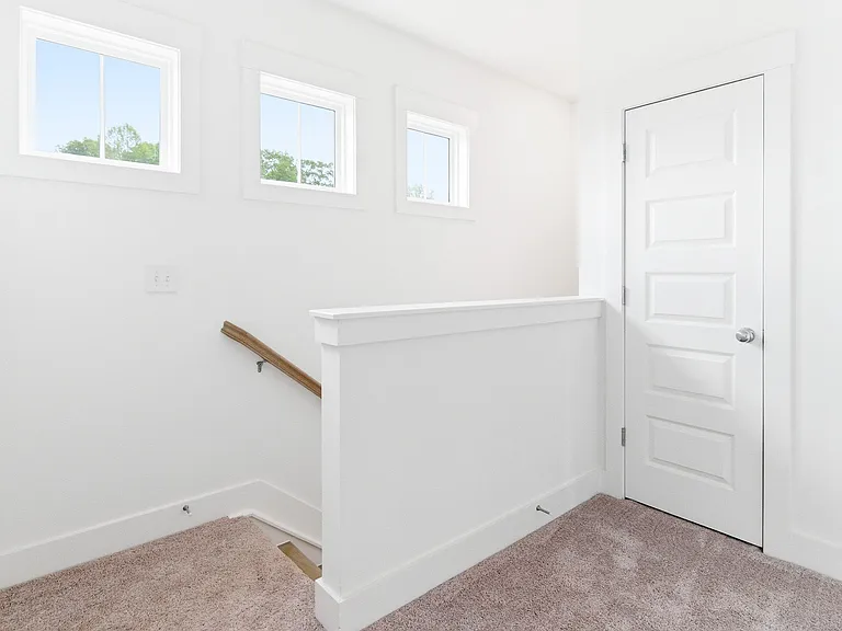 4003 Nairn Dr — Photo 8