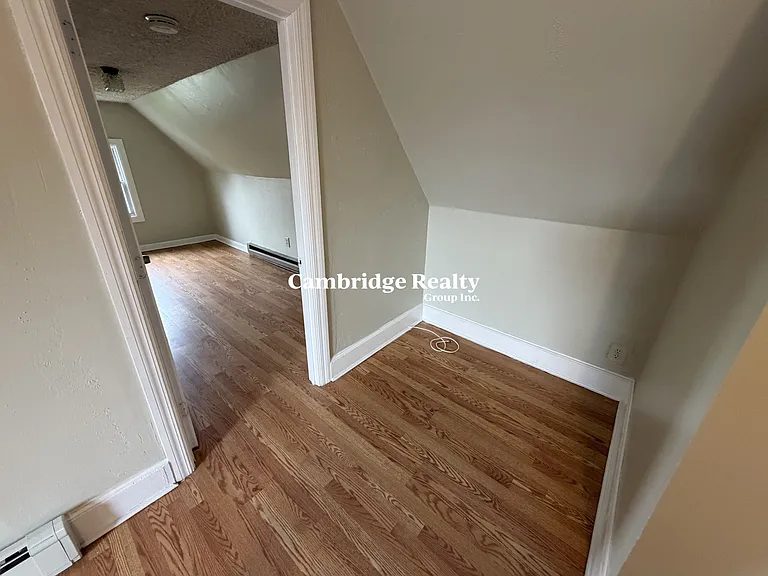 569 Main St #2T — Photo 28