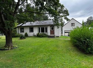 212 Barlen St, Farmington, ME 04938