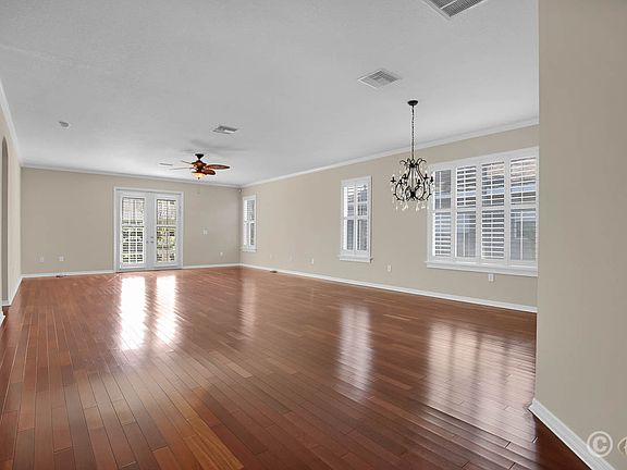 4th image of 6107 Gannetdale Dr