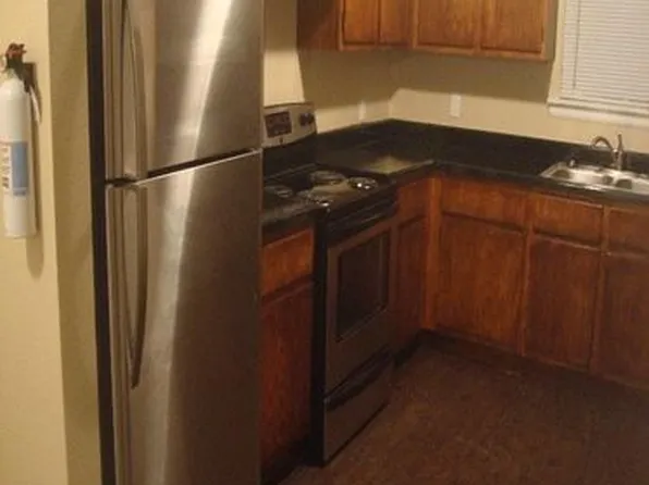 Brickstone on 8th, 2135 8th St, Hempstead, TX 77445