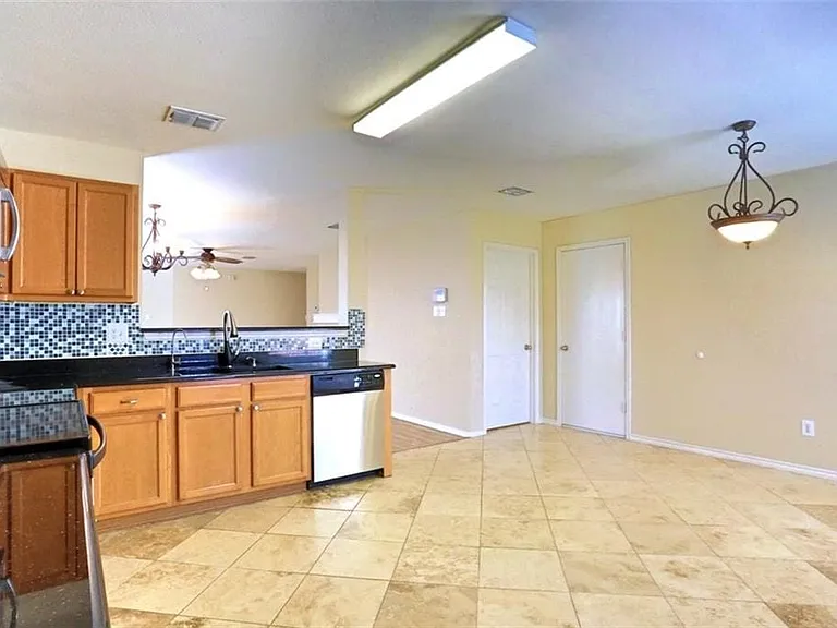 Eat-in kitchen area.