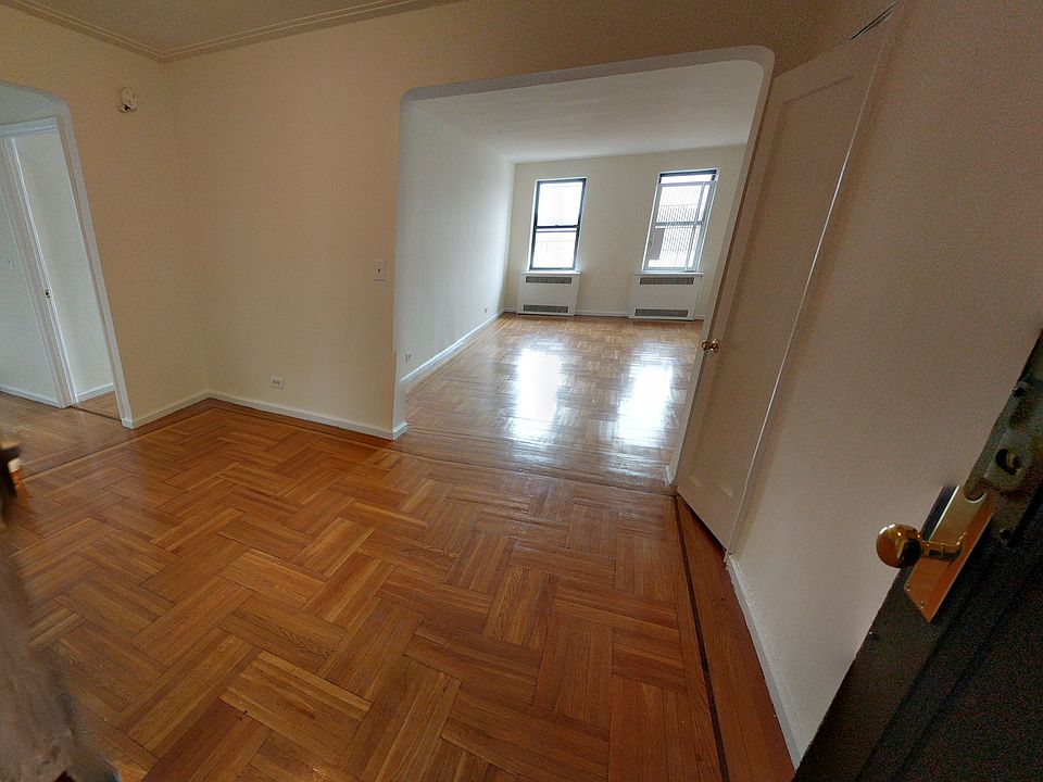 1st image of 200 Haven Ave APT 4G