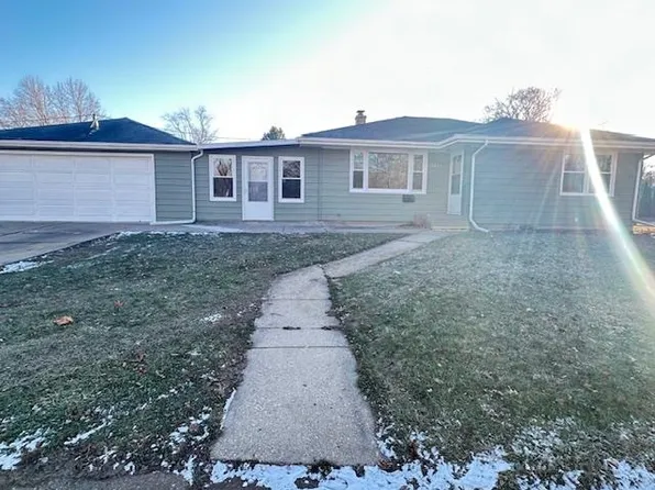 3405 Wesleyan Ave, Rockford, IL 61108