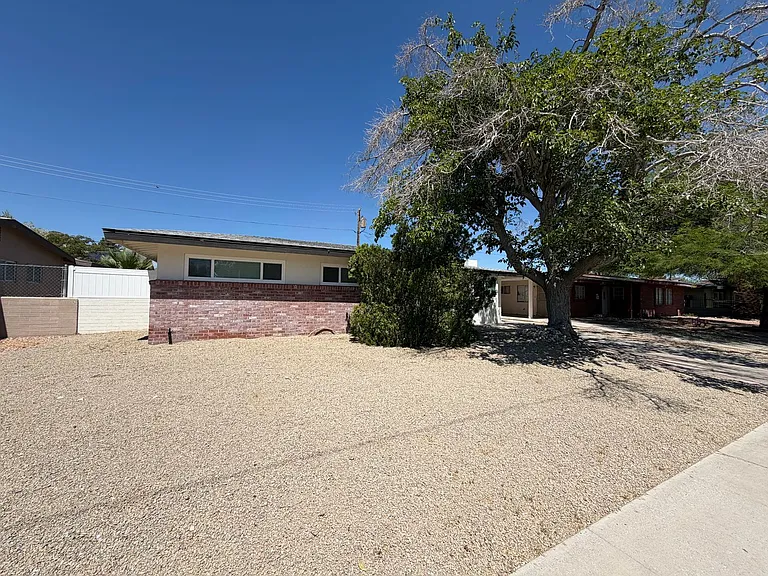 1317 Pyramid Dr — Photo 30