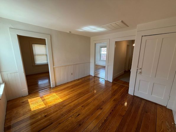 135-137 Main St #135C