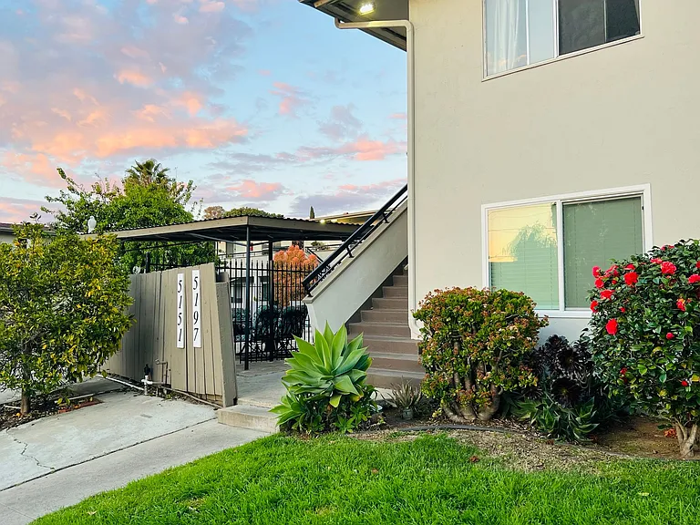Welcome to the Dailey Court Apartments! — Photo 3