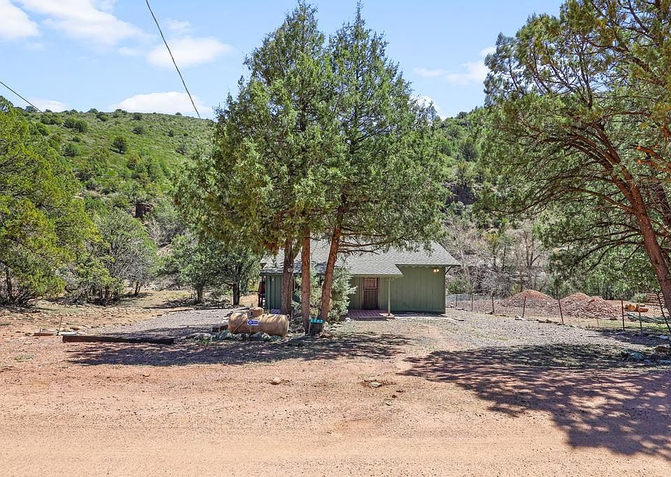 1st image of 1187 W Paint Pony Dr